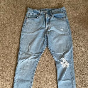 BNWOT Levi High Waisted Jeans